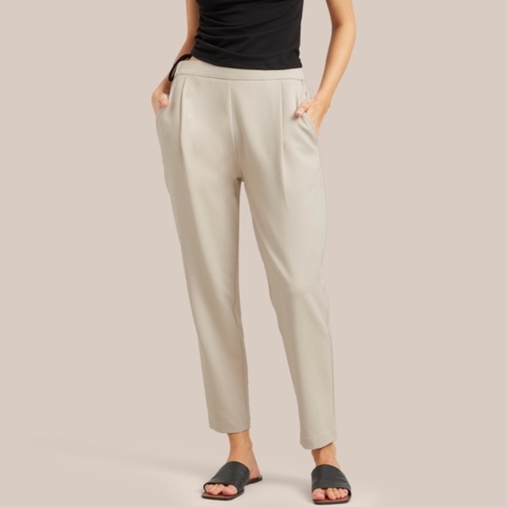Modern Citizen Jackson Natural Pull On Pleated Trouser Taper Ankle Pants